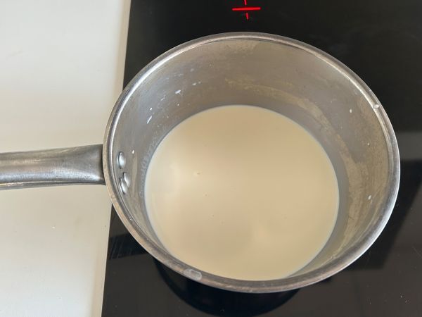 Torrijas in friggitrice ad aria con pan brioche: il dolce spagnolo che diventa ancora più goloso - Preparazione tappa 1