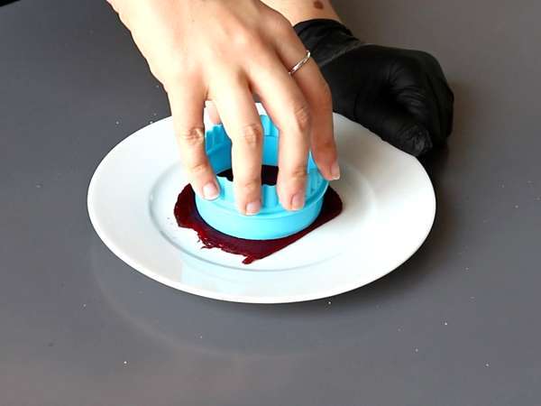 Ravioli di barbabietola, un antipasto semplice ed elegante - Preparazione tappa 3