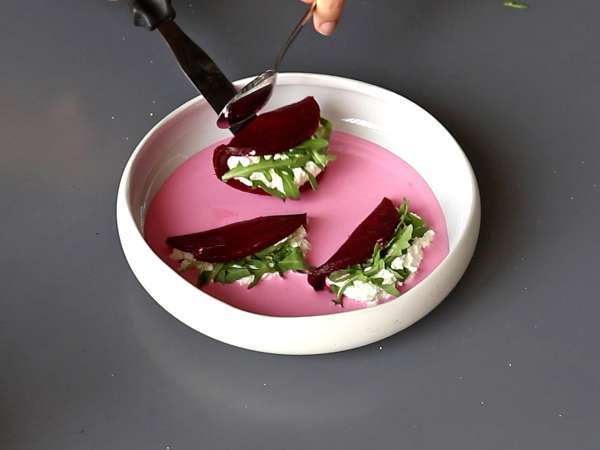 Ravioli di barbabietola, un antipasto semplice ed elegante - Preparazione tappa 5