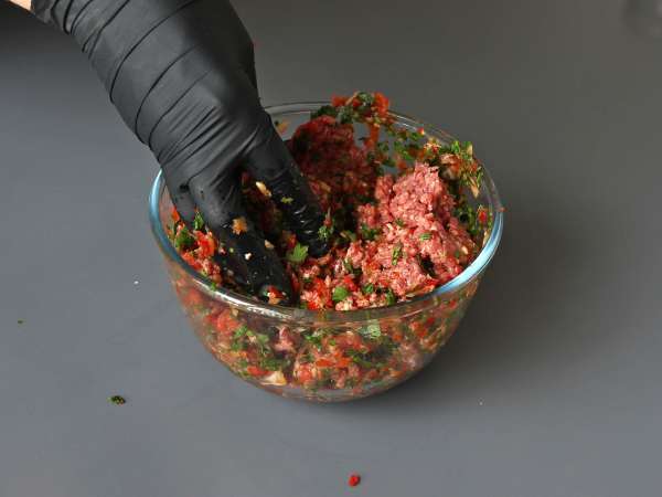 Lavash kebab con piadine, il famoso kebab al forno facile da preparare! - Preparazione tappa 4