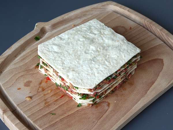 Spiedini di Lavash kebab in friggitrice ad aria, la ricetta facile da preparare con le piadine! - Preparazione tappa 6
