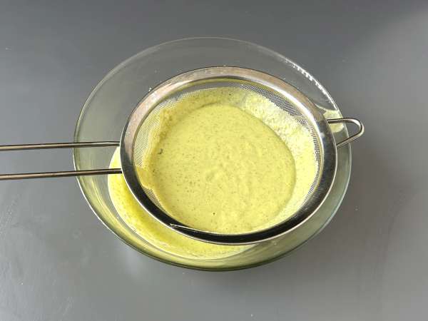 Crema di zucchine con mela verde e yogurt: ricetta veloce e raffinata - Preparazione tappa 7