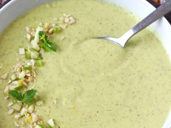 Crema di zucchine con mela verde e yogurt: ricetta veloce e raffinata - Preparazione tappa 8