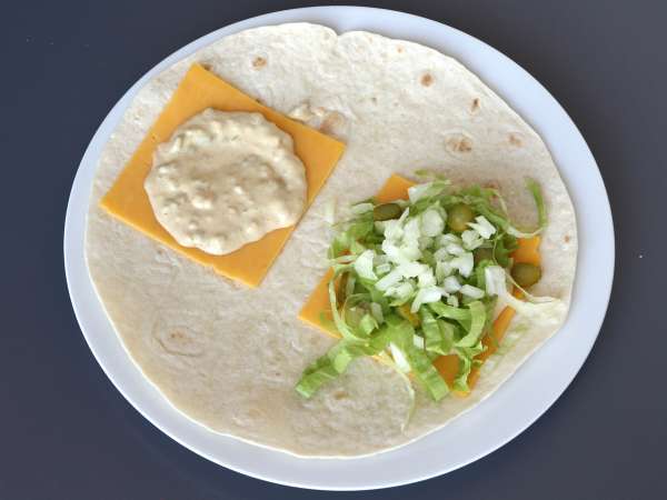 Big Mac Wrap con piadina: la ricetta veloce pronta in 15 minuti - Preparazione tappa 5