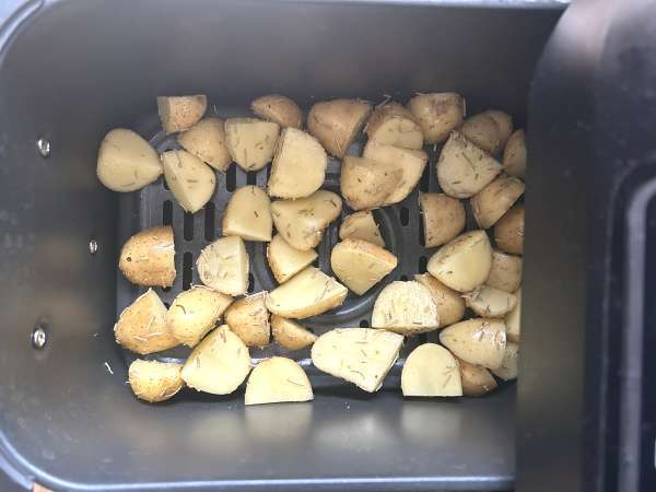 Caprice des Dieux impanato con patate croccanti in friggitrice ad aria: ricetta facile e veloce - Preparazione tappa 2