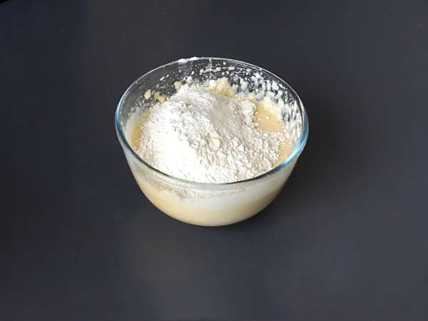 Plumcake crumble ai mirtilli morbido e goloso - Preparazione tappa 5