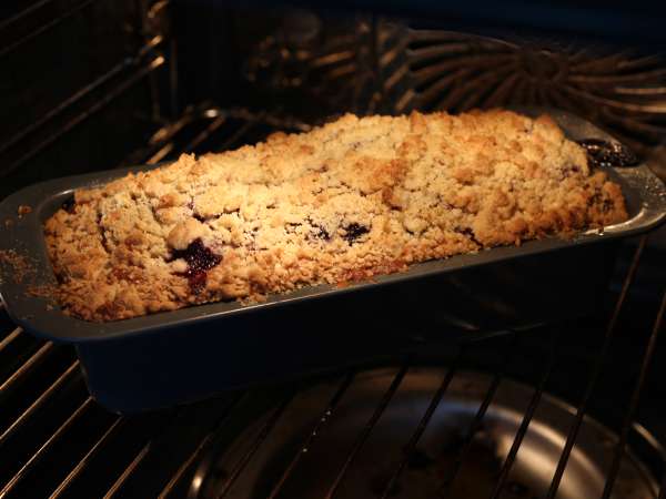 Plumcake crumble ai mirtilli morbido e goloso - Preparazione tappa 8