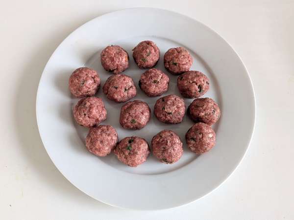 Polpette in friggitrice ad aria con salsa agrodolce stile barbecue: ricetta facile e gustosa - Preparazione tappa 5