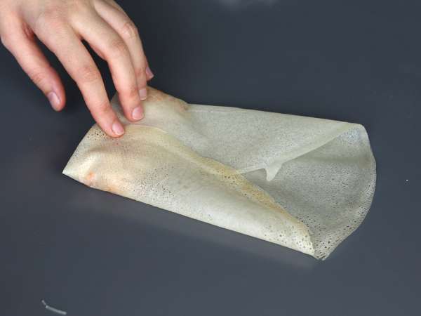 Involtini di gamberi in friggitrice ad aria: croccanti, leggeri e pronti in pochi minuti - Preparazione tappa 7