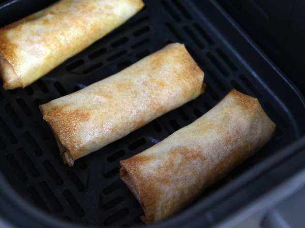 Involtini di gamberi in friggitrice ad aria: croccanti, leggeri e pronti in pochi minuti - Preparazione tappa 12