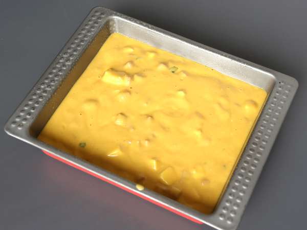 Brownie salato con zucca, prosciutto e feta: la ricetta facile per riciclare la zuppa di zucca - Preparazione tappa 3