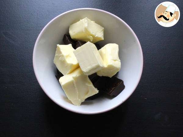 Brownie al cioccolato fondente facile e veloce: ricetta originale morbida e golosa - Preparazione tappa 1