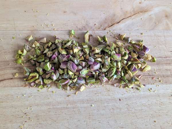 Lasagne al salmone con burrata e pistacchi cremose e croccanti - Preparazione tappa 3