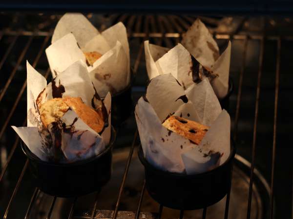 Muffin alla banana e gocce di cioccolato extra gourmet - Preparazione tappa 10