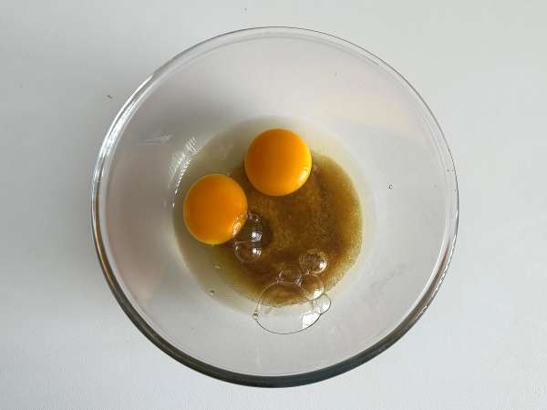 Torta umida pistacchio, lime e zucchine: soffice e profumata - Preparazione tappa 3