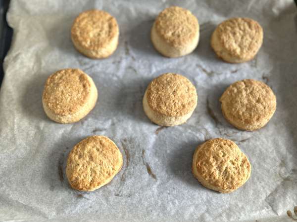 Shortcake alle fragole: ricetta originale americana facile, golosa e irresistibile - Preparazione tappa 6