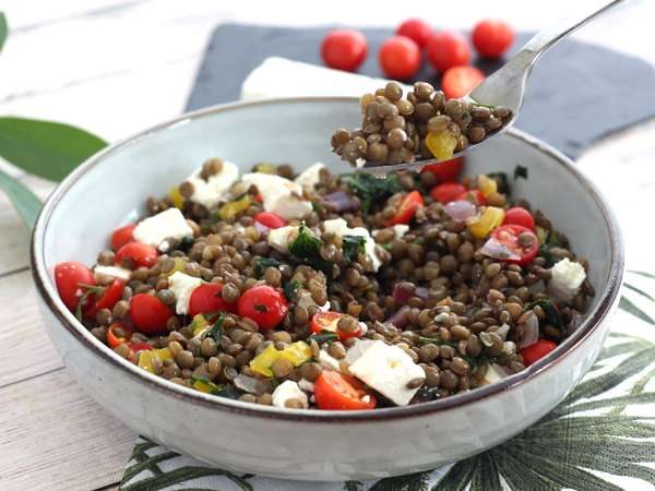 Insalata di lenticchie con pomodorini e feta - Preparazione tappa 3