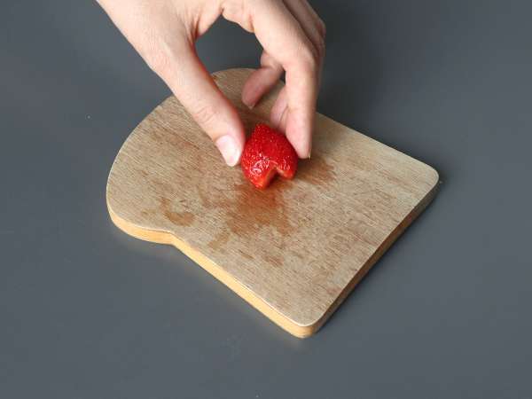 Ichigo sando: il sandwich giapponese alle fragole soffice e irresistibile - Preparazione tappa 3