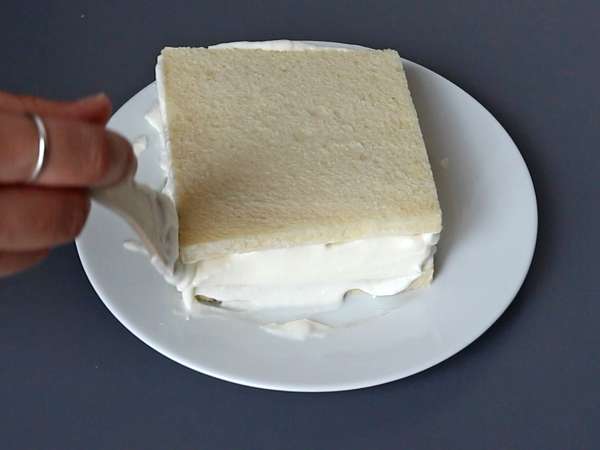 Ichigo sando: il sandwich giapponese alle fragole soffice e irresistibile - Preparazione tappa 7