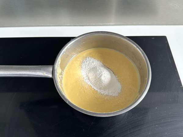 Curau de milho: il flan brasiliano cremoso al mais da provare! - Preparazione tappa 3