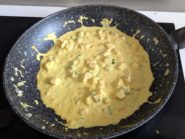 Paccheri cremosi con salmone, menta e zafferano - Preparazione tappa 7