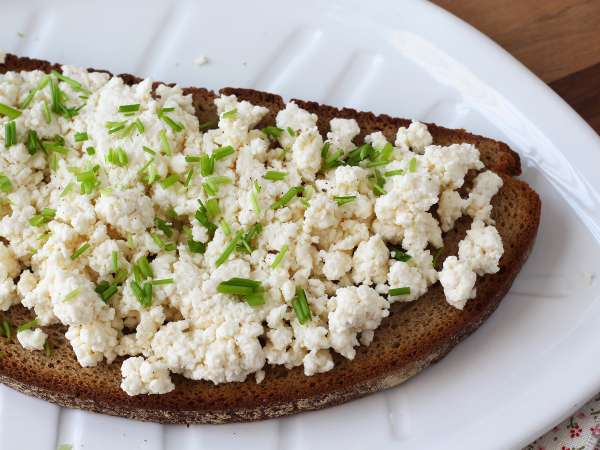 Fiocchi di latte fatti in casa con soli due ingredienti! - Preparazione tappa 7