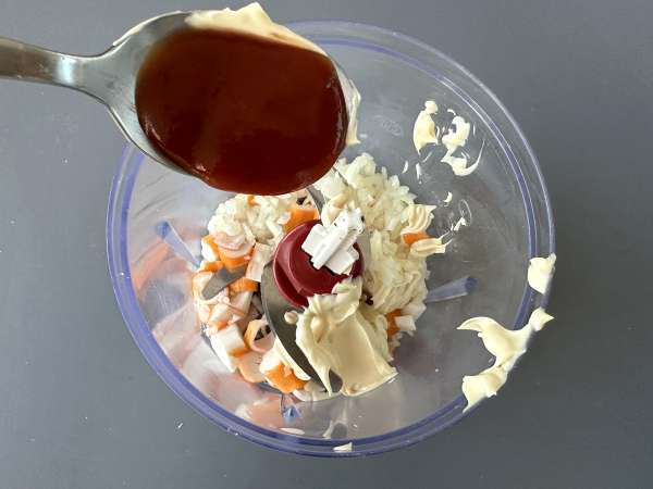 Crema di surimi: la ricetta super veloce per l'aperitivo - Preparazione tappa 3
