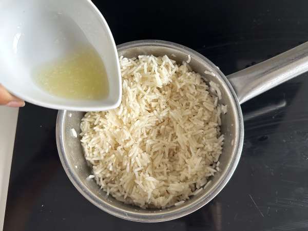 Riso al limone facile: l'accompagnamento perfetto per il pesce! - Preparazione tappa 6