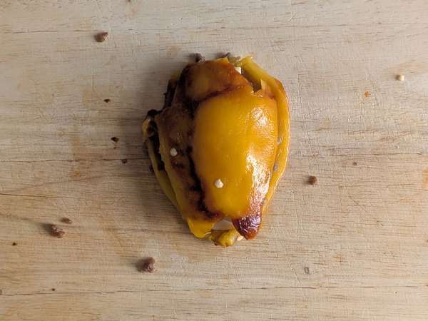 Peperoni farciti e gratinati in friggitrice ad aria con salsiccia e scamorza - Preparazione tappa 9
