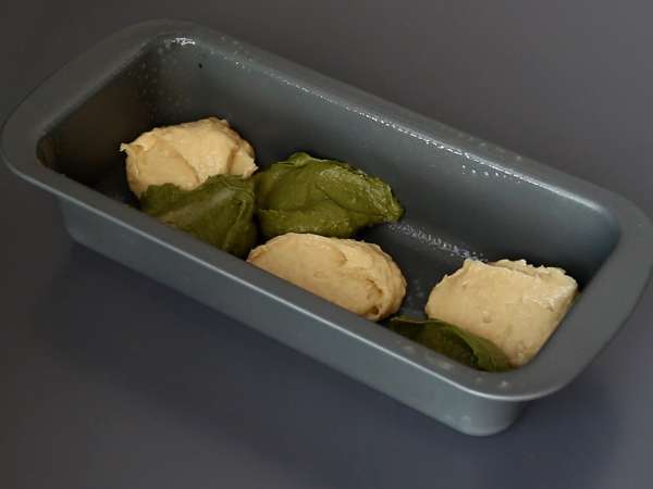 Plumcake marmorizzato al tè matcha soffice e goloso - Preparazione tappa 7