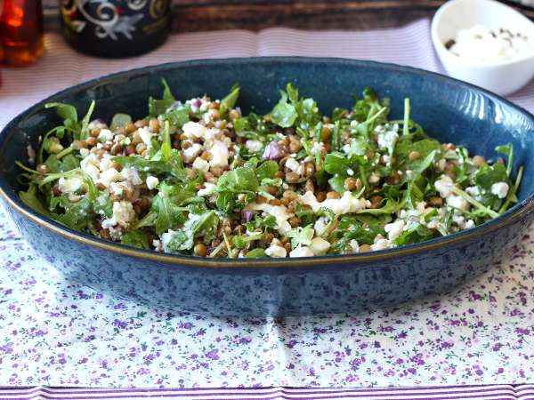 Insalata proteica di lenticchie con cottage cheese facile e veloce - Preparazione tappa 5