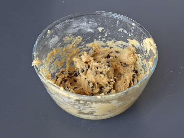 Barrette cookie al cioccolato, morbide e croccanti allo stesso tempo - Preparazione tappa 4