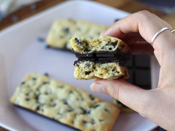 Barrette cookie al cioccolato, morbide e croccanti allo stesso tempo - Preparazione tappa 9