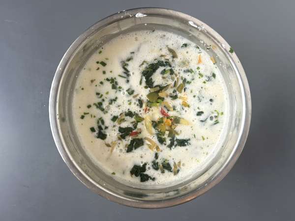 Torta salata con salmone, spinaci e cottage cheese senza pasta sfoglia - Preparazione tappa 5
