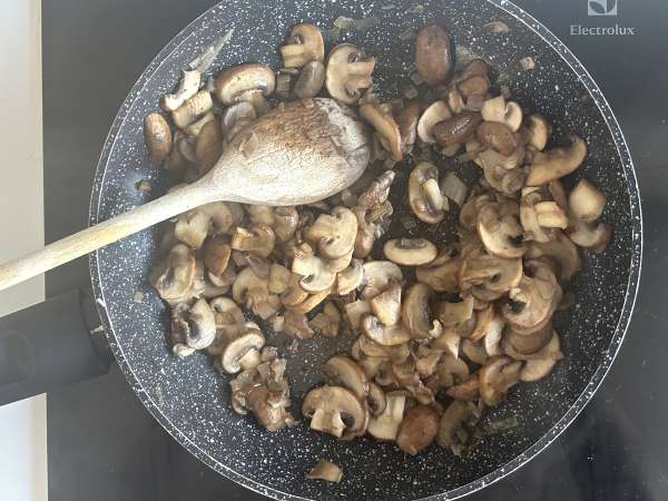 Quiche con zucca e funghi cremosa e autunnale - Preparazione tappa 3