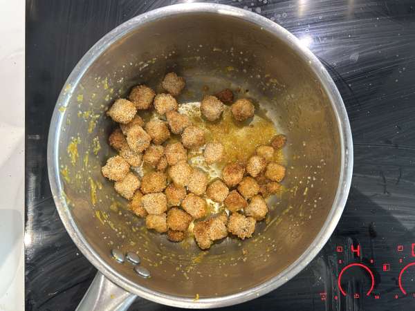Tofu croccante all'arancia vegetariano con salsa agrodolce - Preparazione tappa 5