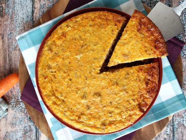 Torta salata senza pasta con tonno, carote e cottage cheese: facile e ricca di proteine - Preparazione tappa 10