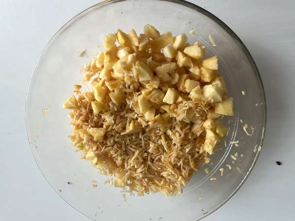 Szarlotka: torta di mele polacca con copertura sbriciolata e croccante - Preparazione tappa 7