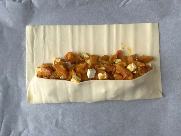 Strudel salato di zucca potimarron e feta con pasta sfoglia croccante - Preparazione tappa 6