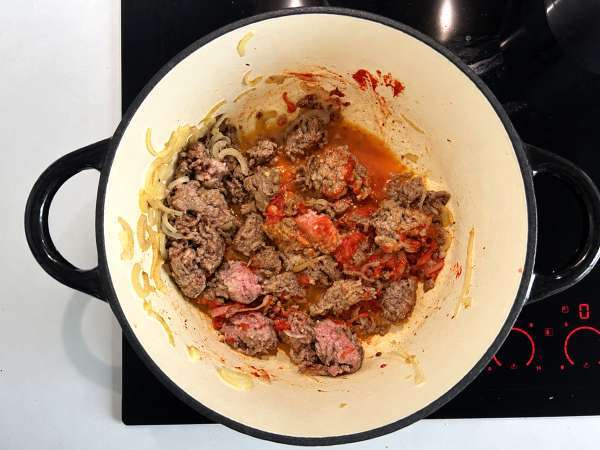 Zucca e carne macinata in pentola: una ricetta cremosa e speziata - Preparazione tappa 3