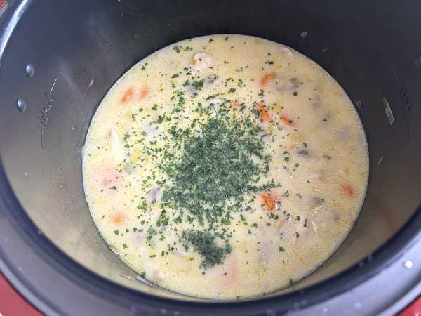 Blanquette di pollo con cookeo: ricetta cremosa con funghi e carote - Preparazione tappa 7