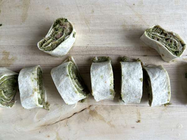 Spiedini di piadina con carne macinata: sfiziosi e croccanti - Preparazione tappa 4