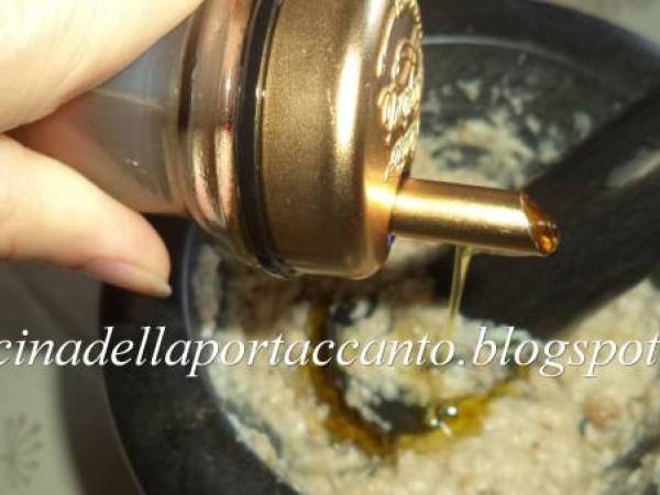 Spaghetti poveri con salsa salernitana - Preparazione tappa 3