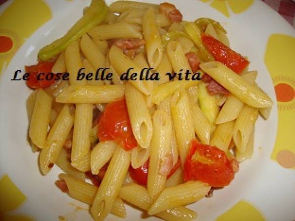 Mezze penne con zucchina pancetta e pomodorini - Preparazione tappa 4