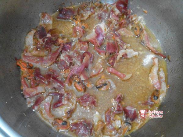 Linguine con cozze di mare e speck - Preparazione tappa 1