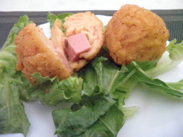 Arancini di riciclo di penna al pomodoro con mortadella - Preparazione tappa 1