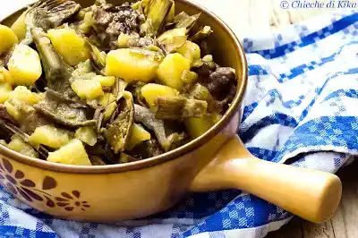Agnello in umido con carciofi e patate