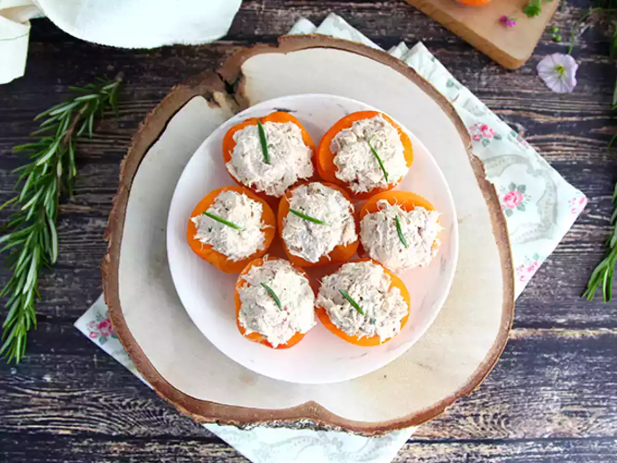 Albicocche ripiene con tonno e rosmarino - foto 4