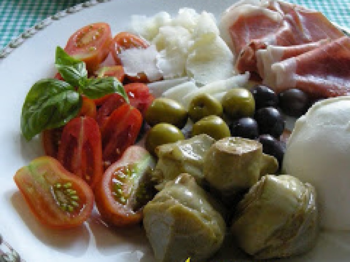 Amici a cena e antipasto fantasia - foto 4