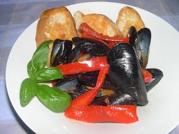 Antipasto di cozze e peperoni